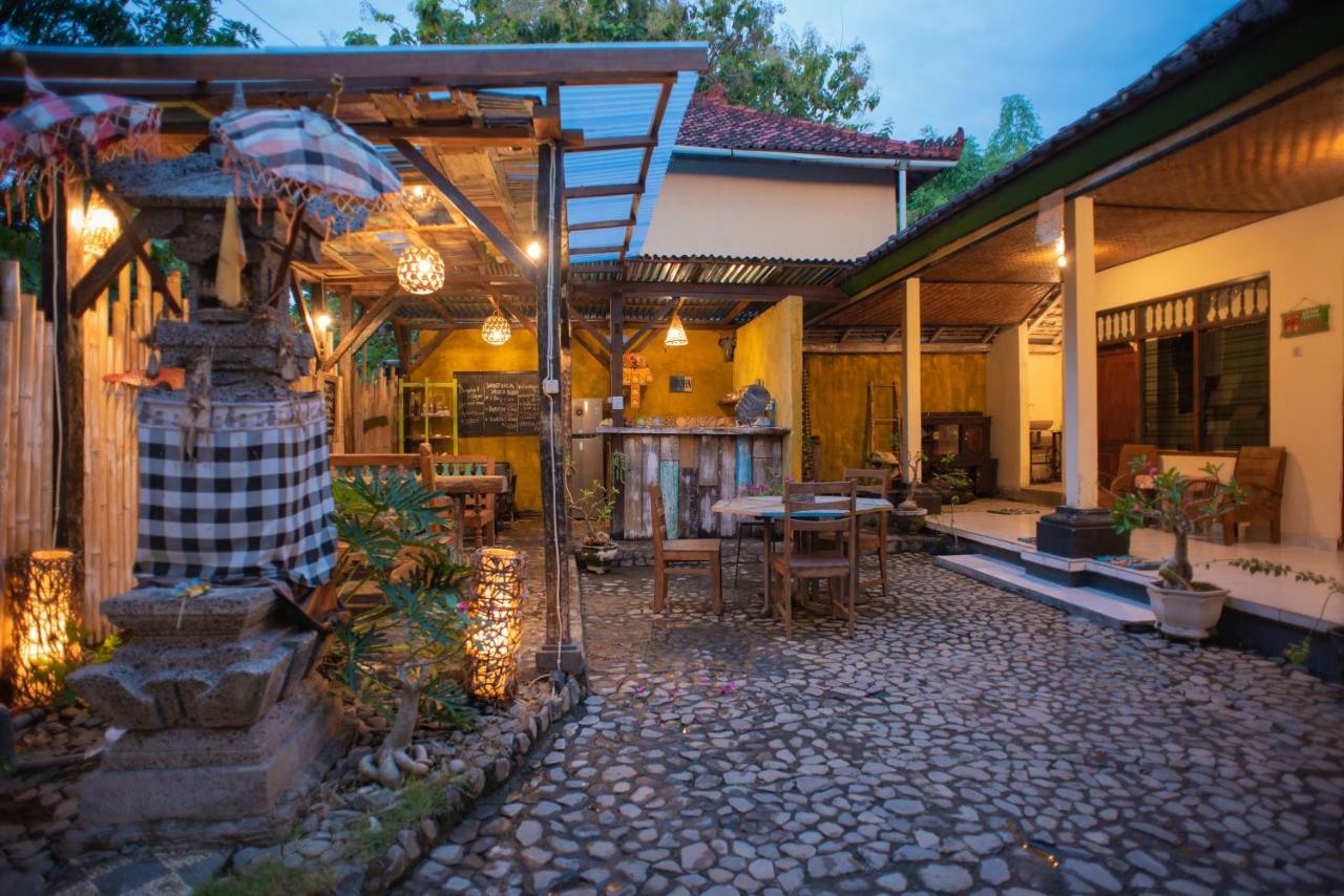 The Village Bed And Breakfast Lovina Exteriér fotografie